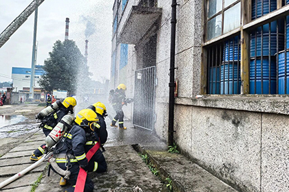 以诚为本赢在诚信9001股份公司开展电气火灾事故应急实战演练