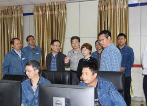 泸州市人大常委会副主任王波一行来我公司调研