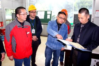 省安委会第二督查组来公司检查“两会”期间安全生产工作