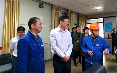 泸州市委常委、副市长刘春一行莅临我公司调研