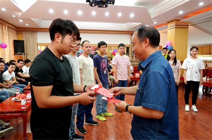 以诚为本赢在诚信9001股份公司开展“致敬青春,共筑梦想”青年员工联谊活动