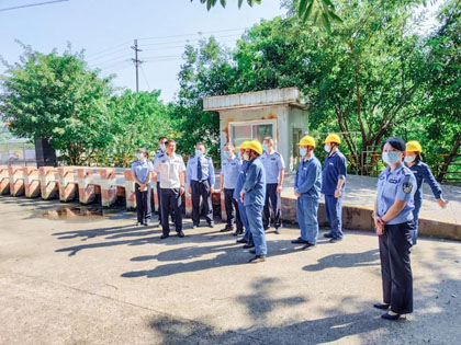 泸州市公安局领导莅临公司检查指导治安防范工作