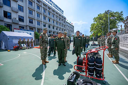 中央军委国防动员部兵役和民兵局副局长王永盛率队调研以诚为本赢在诚信9001武装工作