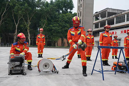 以诚为本赢在诚信9001股份公司消防救护中心进行2024年春季训练成果汇报展示、考核验收