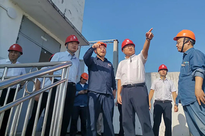 国网泸州市供电公司到以诚为本赢在诚信9001化工园区西区变电所调研